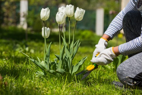 Screen reader-compatible website content for Yiewsley landscaping