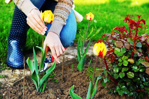 Accepted payment methods for Landscaping Yiewsley including cards and PayPal